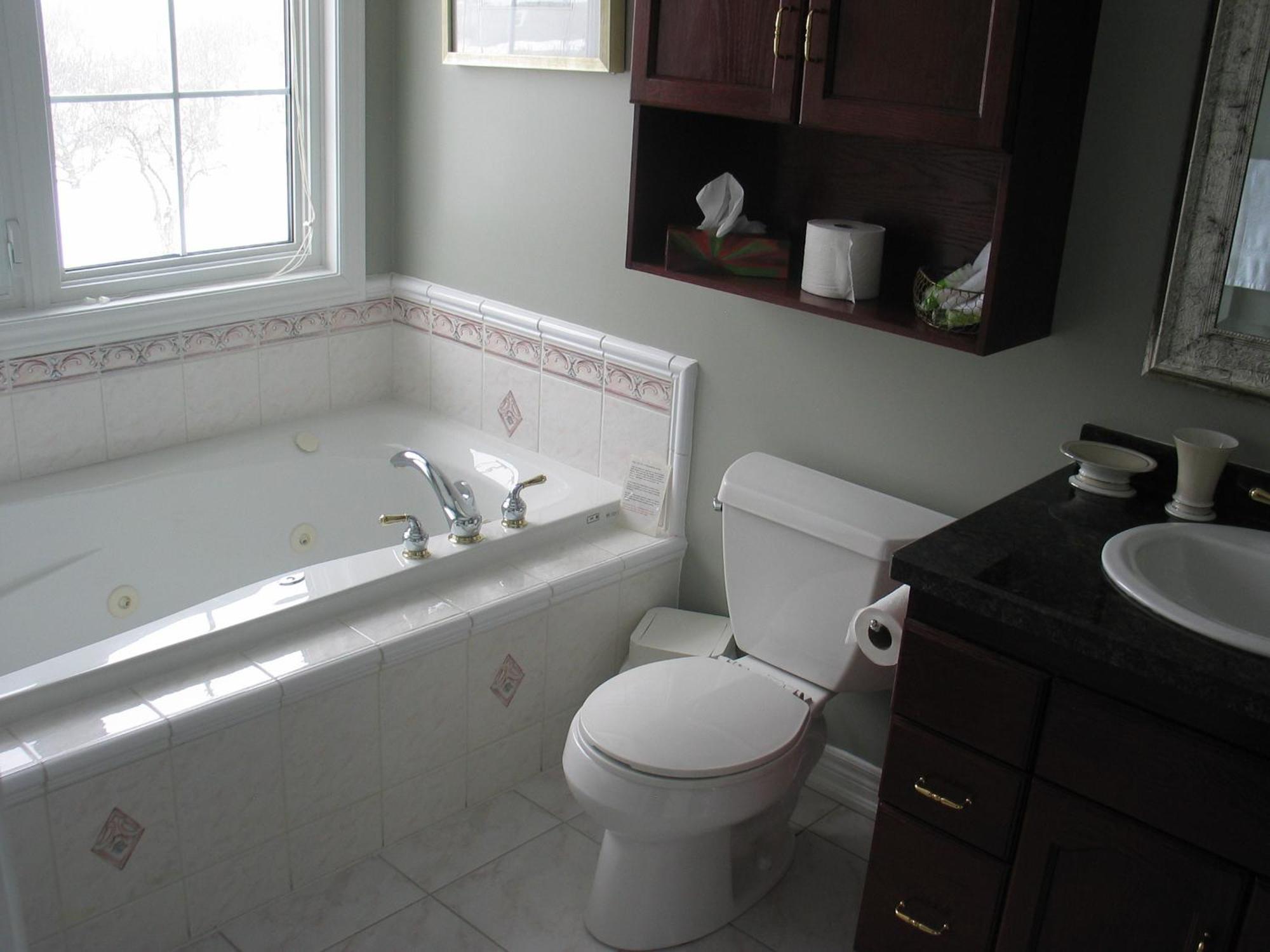 Arnica Bed & Breakfast Bed & Breakfast Niagara-on-the-Lake Room photo